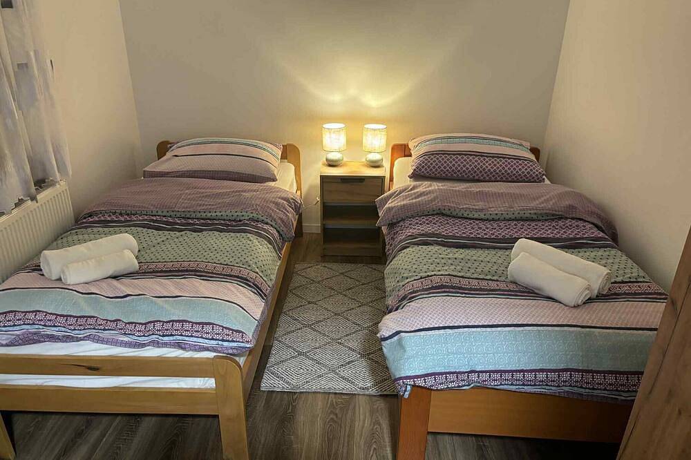 Geheel appartement, Comfort Apartment Luna - Two Bedroom Apartment With Terrace in Varaždin