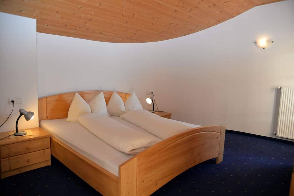 Ganze Wohnung, Ferienwohnung\" Latemar \" mit traumhaften Blick auf die Berge und in ruhiger Lage in Deutschnofen (Bozen), Deutschnofen