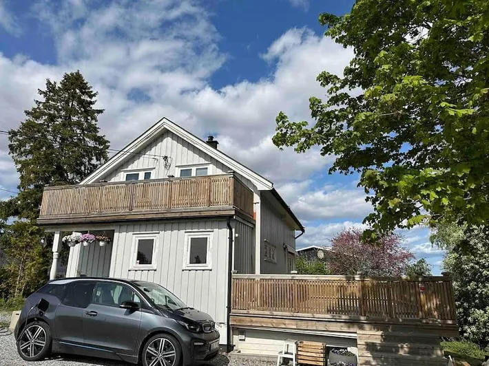Villa für 6 Personen, mit Terrasse und Ausblick - 1