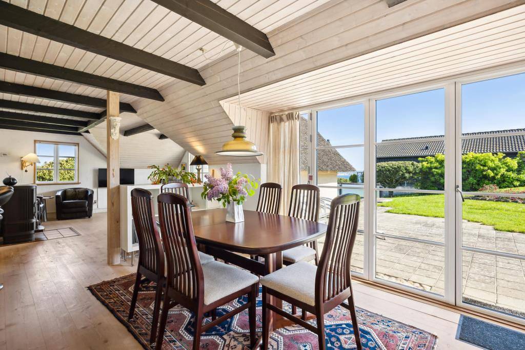 Well-Maintained Holiday Home with Stunning Panoramic Views in Egsmark Strand, Süddjursland