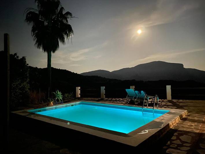 Villa für 5 Personen, mit Terrasse und Pool sowie Ausblick in Los Guajares