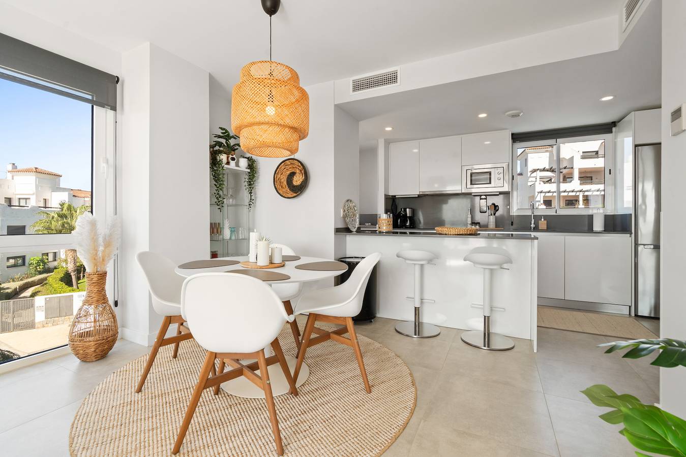 Apartamento entero, 46. Corner apartment with panoramic sea views and in Marina de Casares, Casares