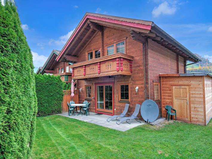 Ferienhaus für 6 Personen, mit Balkon und Terrasse sowie Garten und Sauna