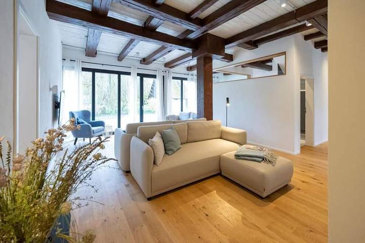 Ferienhaus für 12 Personen, mit Terrasse und Sauna sowie Garten in Hohenlohe - 3