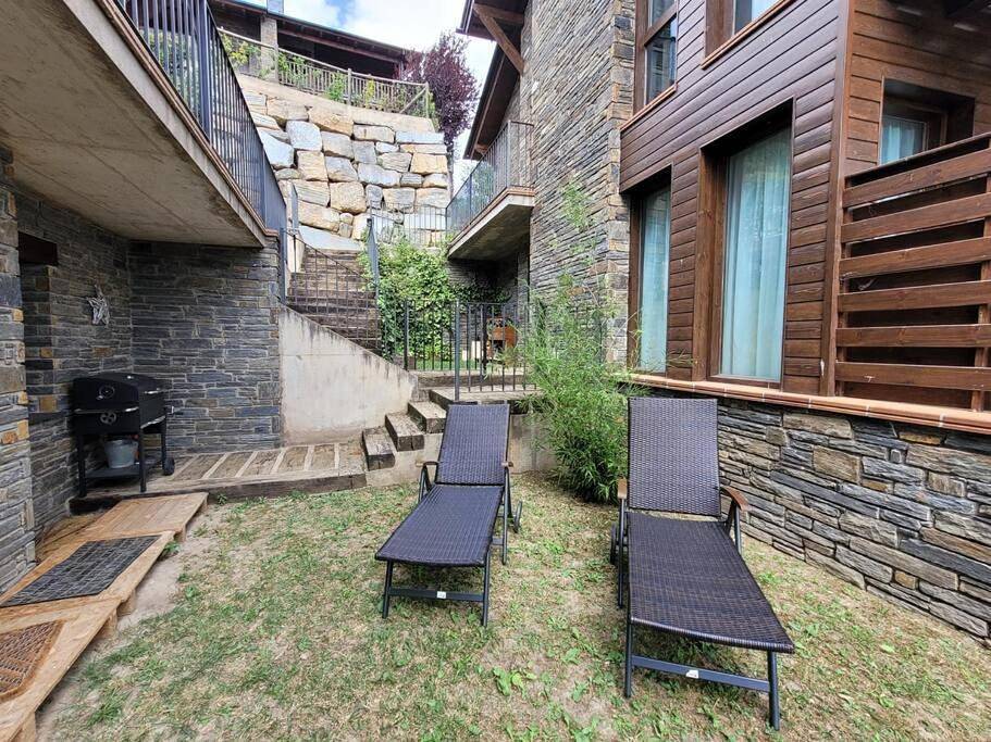Appartement entier, Precioso apartamento con jardín privado a 4 km de Puigcerdà in Enveitg, Parc naturel régional des Pyrénées catalanes