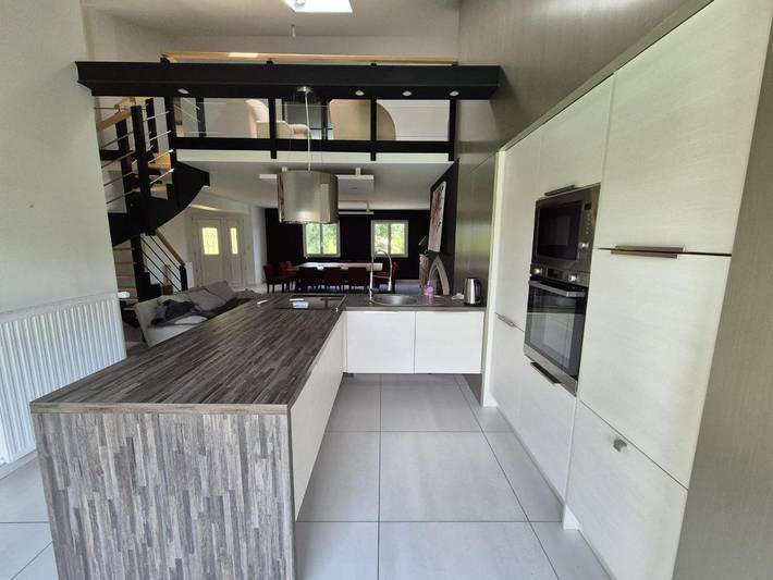 Location de vacances pour 10 personnes, avec piscine et terrasse, animaux acceptés à Le Fuilet - 3