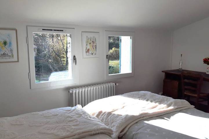 Location de vacances pour 8 personnes, avec balcon ainsi que jacuzzi et jardin, animaux acceptés à Châteauneuf-de-Bordette - 3