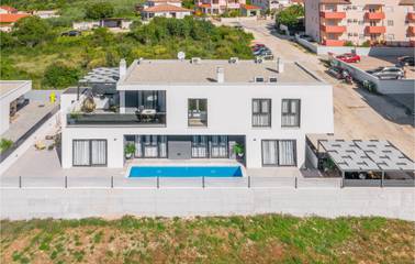 Ferienhaus für 14 Personen in Pula-Medulin, Pula, Bild 2