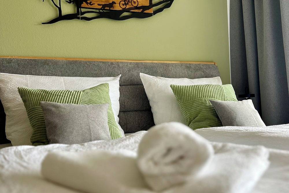 Ganze Wohnung, Ferienwohnung \"Wolkenfrei\" nahe Bodensee mit Pool und Sauna in Scheidegg, Bayerisch Schwaben