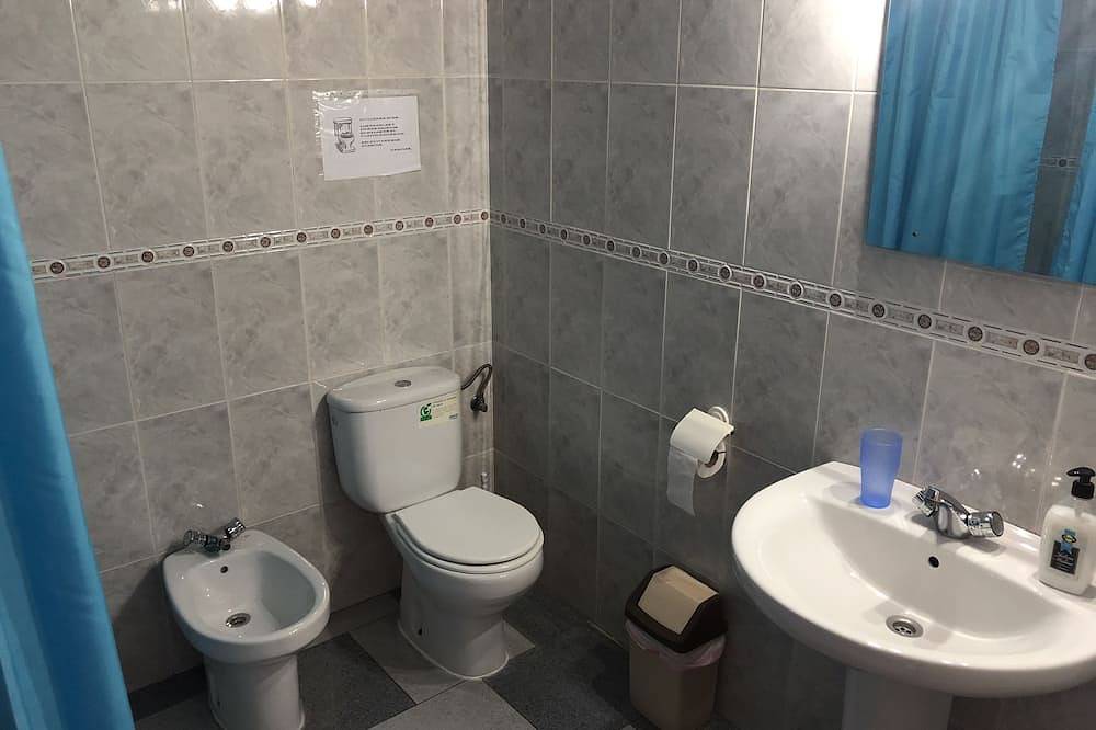 Casa Cañada 1, sleeps 6 people. in Benamahoma, Grazalema
