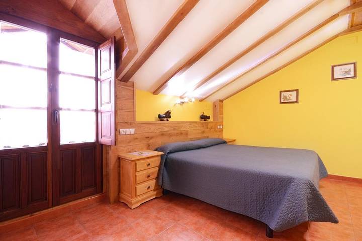 Hôtel pour 2 personnes, avec Terrasse et Jacuzzi ainsi que Jardin et Vue à Castro-Urdiales - 3