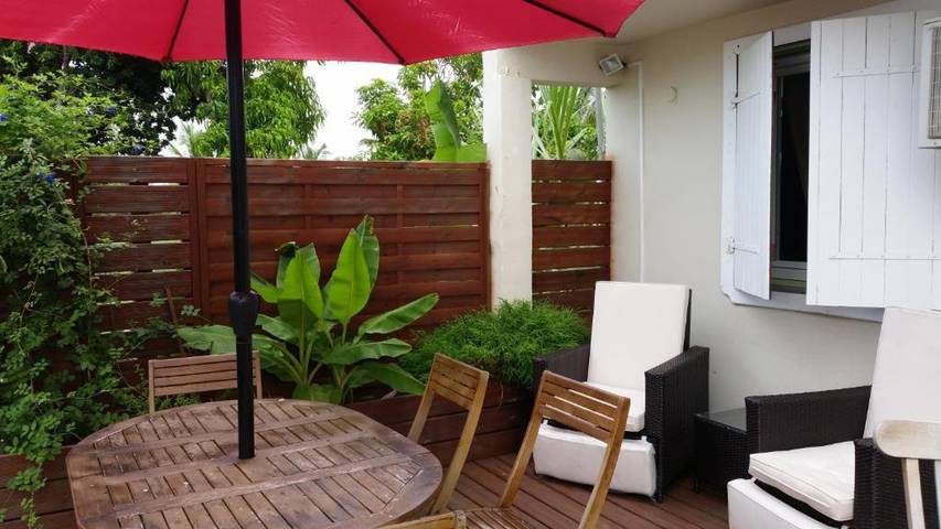 Gîte pour 6 personnes, avec terrasse et piscine à Le Moule - 3