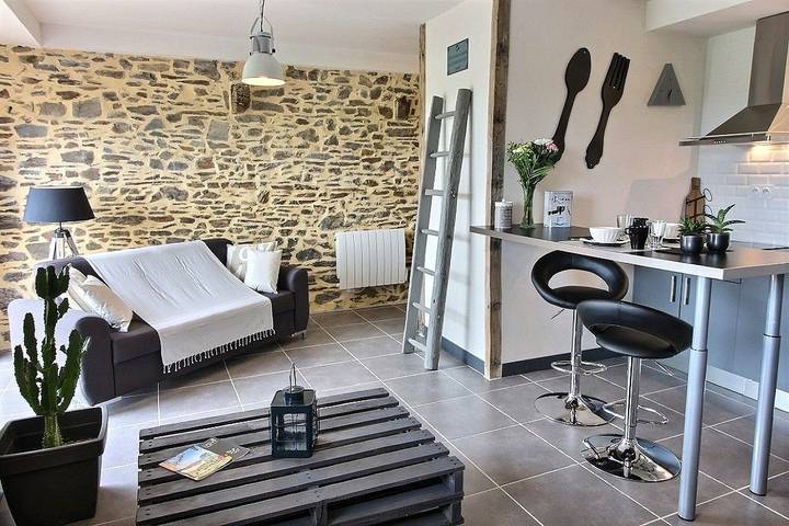 Gîte pour 2 personnes, avec jardin et jacuzzi ainsi que terrasse et sauna à Hénanbihen - 2