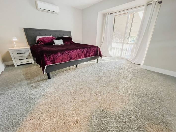 Vacation home for 16 people, with terrace and yard, with pets in Colorado Springs