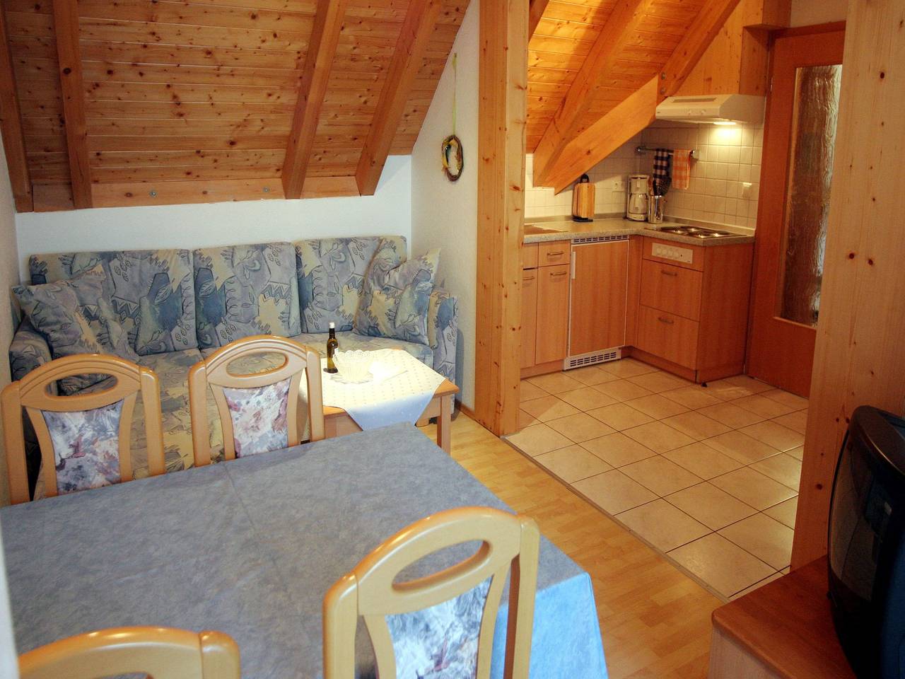 Entire apartment, Apartment 'Typ B 25' with Lake View, Shared Garden and Wi-Fi in Immenstaad, Immenstaad am Bodensee