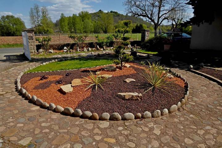 Maison d’hôte pour 2 personnes, avec jardin dans Conques-en-Rouergue - 2