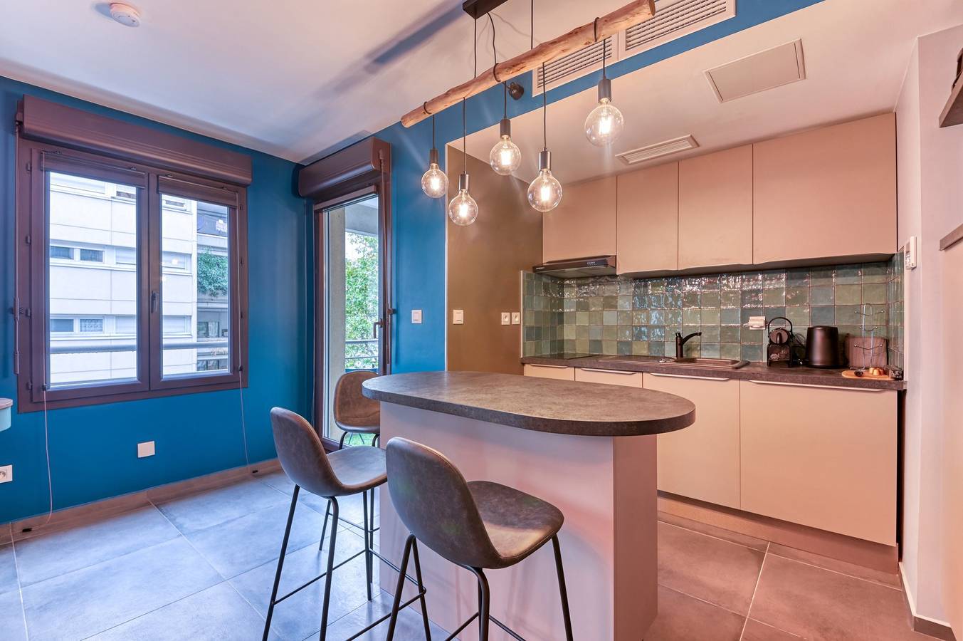 Studio entier, Guestready - Séjour à Villeurbanne avec parking in Villeurbanne, Lyon et ses environs
