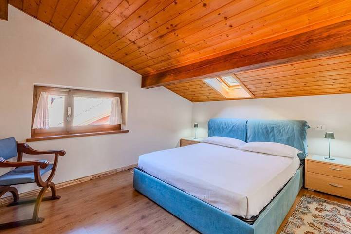 Ganze Wohnung, Mansarda in Legno San Rocco in Carisolo, Adamello-Presanella-Alpen