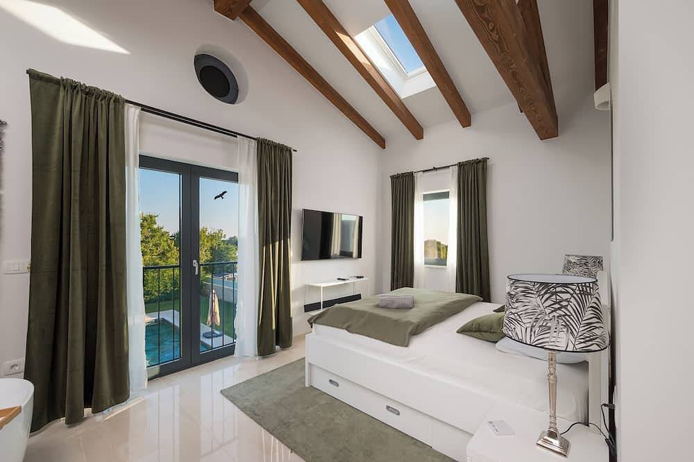 Villa Linnelle- Rovinj: saltwater pool and seaview! in Kanfanar, Zentralistrien