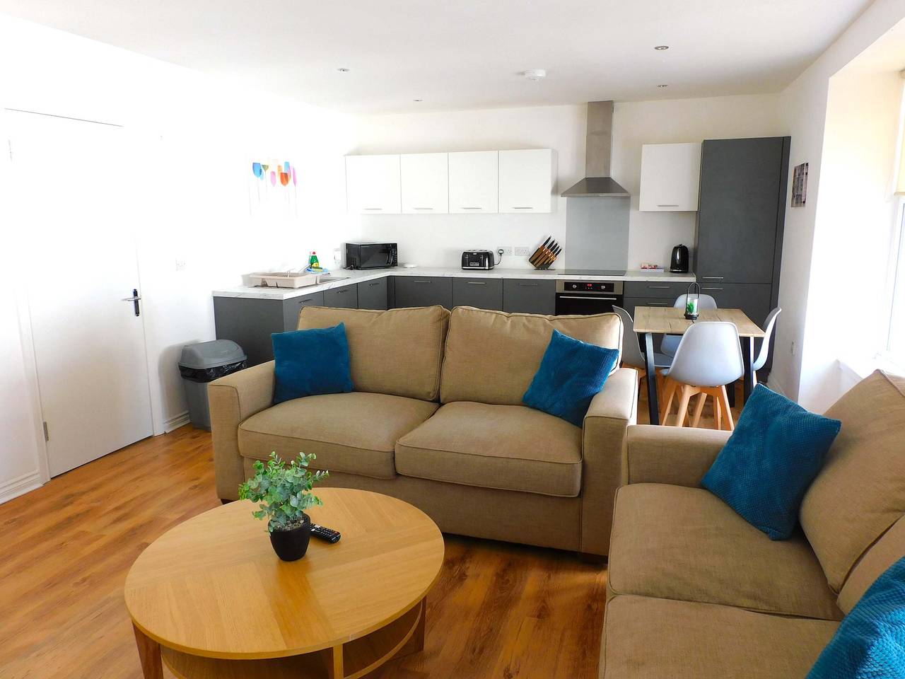 Ganze Wohnung, No 5 - Modern 2 bedroom Apartment in Lanark Town Centre in Süd Lanarkshire