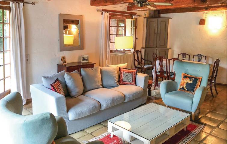 Callian Apartment mit Pool & Parkplatz in Callian, Draguignan Region