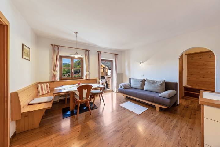 Ferienwohnung für 5 Personen, mit Garten und Sauna in Völs am Schlern - 2