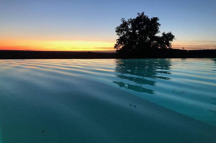 Location de vacances pour 6 personnes, avec jardin ainsi que terrasse et jacuzzi à Saint-Jean-de-Duras - 4