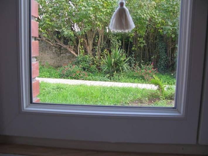 Location de vacances pour 4 personnes, avec jardin ainsi que terrasse et piscine à Blois - 2