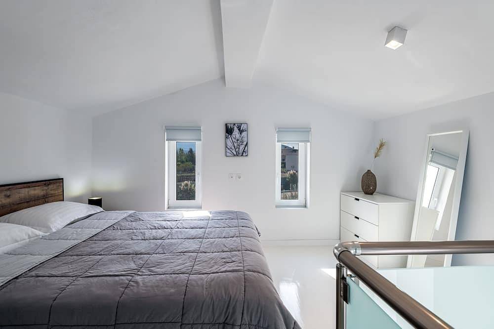 Brandnew Asteria Pearl Villa 2 Pool+Rooftop Jacuzzi in Tigaki, Kos