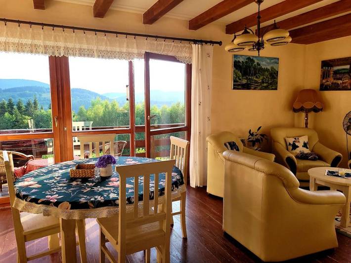 Location de vacances pour 8 personnes, avec Balcon et Terrasse ainsi que Jardin et Vue à Stryszawa - 3