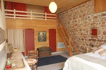 Maison De Vacances pour 4 Personnes dans Montmelard, Saône-et-Loire, Photo 2