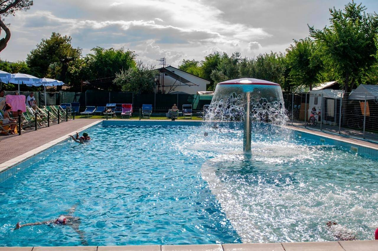 Camping Village Adriatico Giulianova in Giulianova (Gemeente), Provincie Teramo