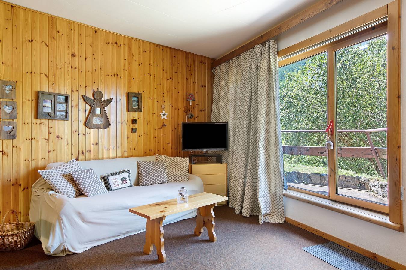 Appartamento intero, Appartamento 'Casa Franco - Pila Appartamenti' con vista sulle montagne, terrazza privata e Wi-Fi in Pila (Aosta), Comune di Gressan