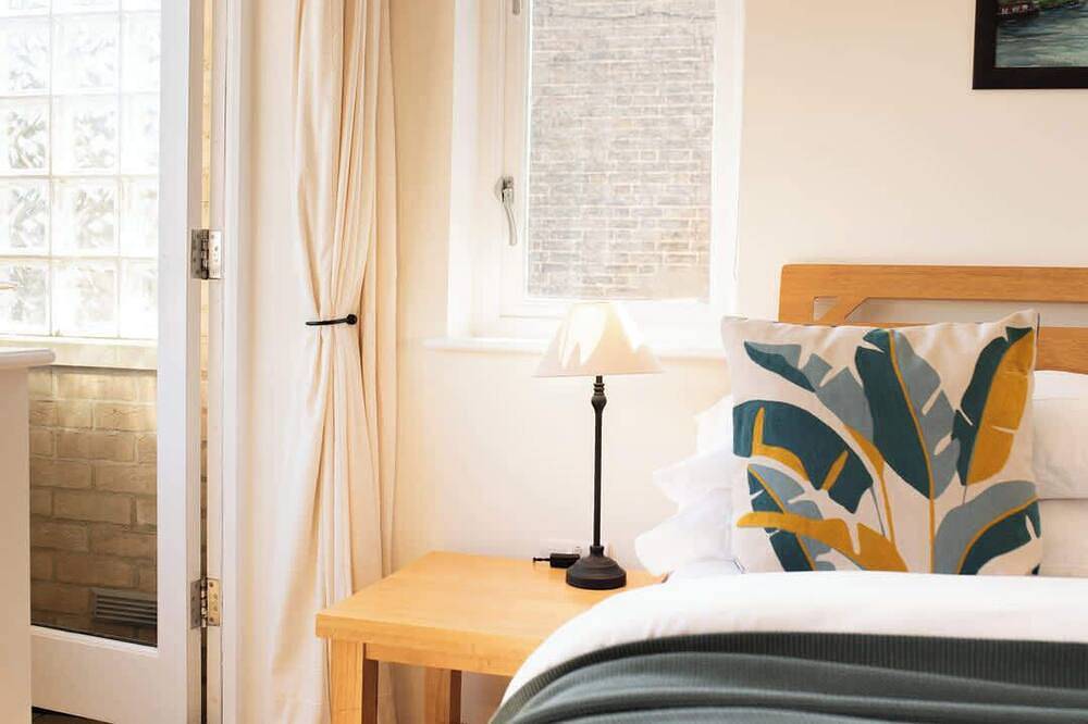 Stylish 3-Bedroom Detached Home in Cambridge in Abbey Ward, Cambridge