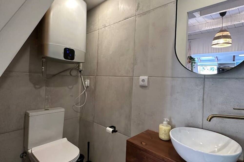 Estoril Tiny Home 5 minutes from the beach in Cascais e Estoril, Costa de Lisboa