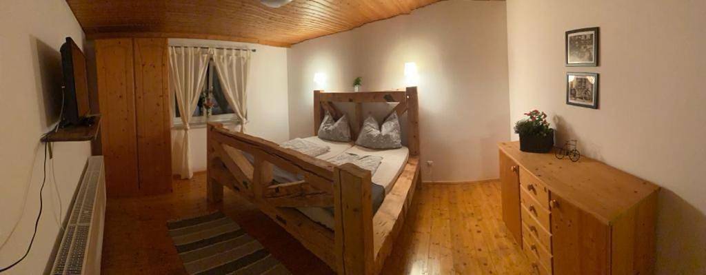Gîte pour 4 personnes, avec Terrasse ainsi que Jardin et Vue à Hallstatt - 4