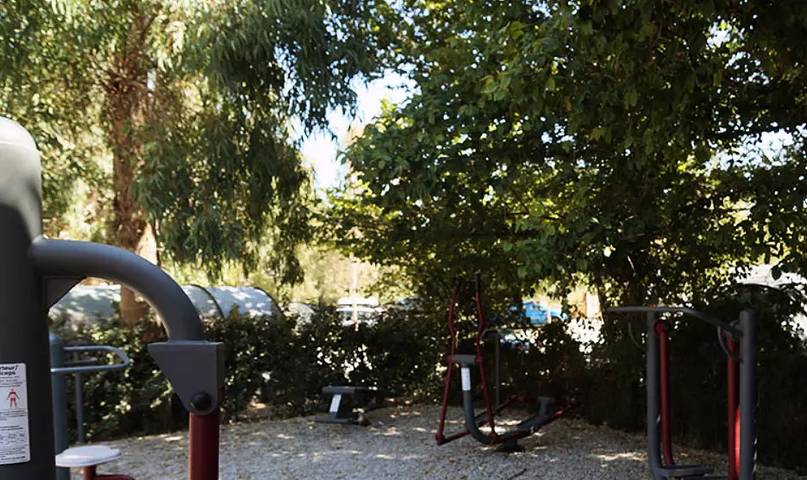 Mobil home pour 4 personnes, avec terrasse à Calvi - 3