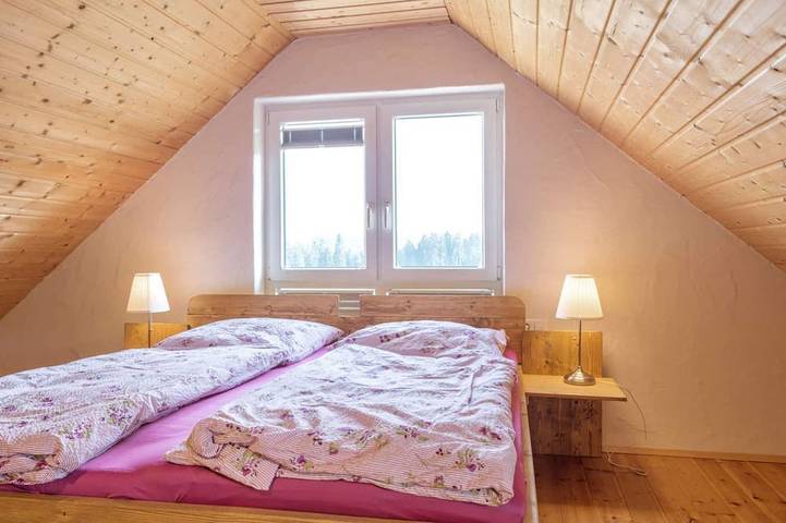 Exklusives Landhaus Seewald: 330m2 - Sauna - Whirlpool - Spielplatz - Bbq - Wlan in Seewald, Nordschwarzwald