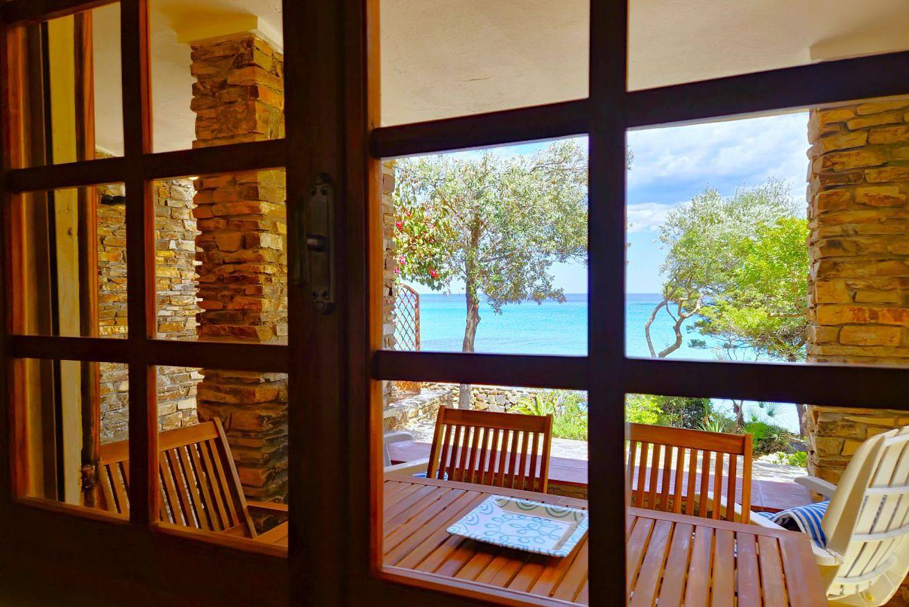 Appartamento intero, [Villa Papiyon 2] Appartamento con accesso privato in spiaggia in Sas Linnas Siccas, Orosei