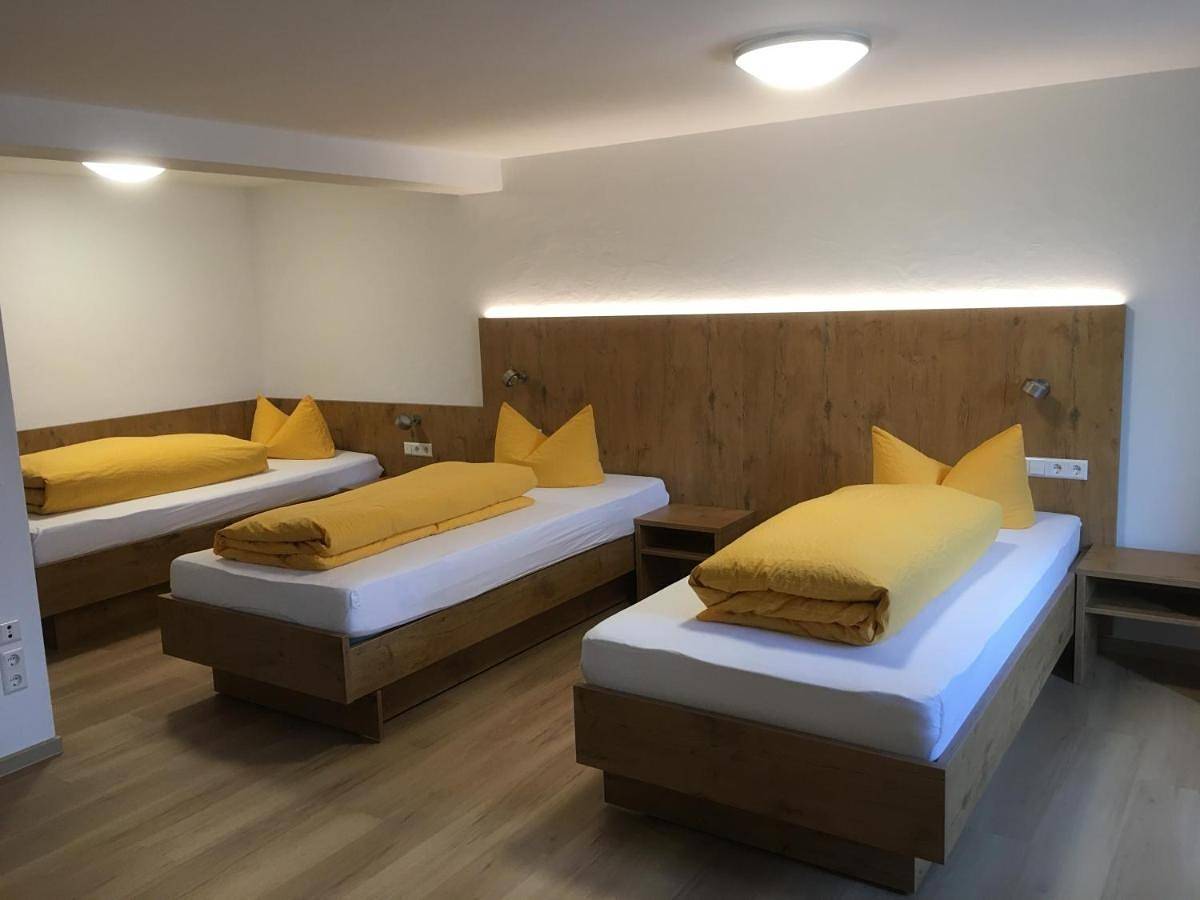 Single Room with Shower in Waldshut-Tiengen, Forêt-Noire du Sud