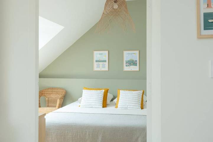 Location de vacances pour 9 personnes, avec jacuzzi et jardin dans Val-d'Izé - 4