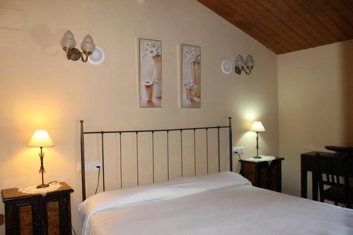 Auberge pour 28 personnes, avec Terrasse à Villatuerta