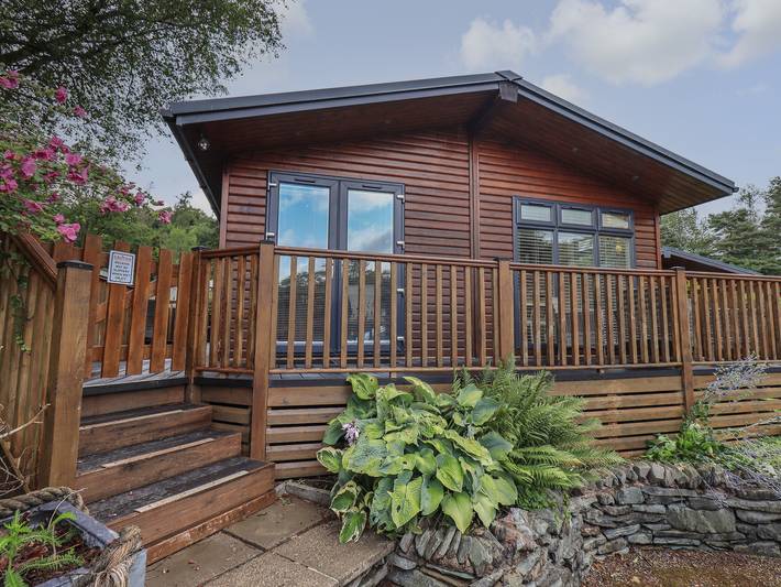 Lodge for 4 people, with garden and pool in the Lake District