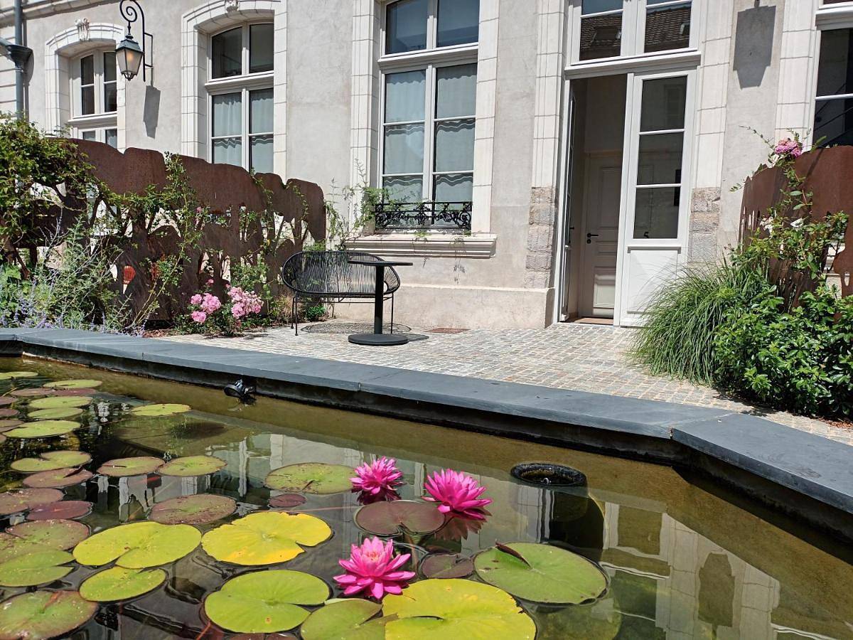 Hôtel Loysel le Gaucher in Montreuil (Pas-de-Calais), Région de Montreuil