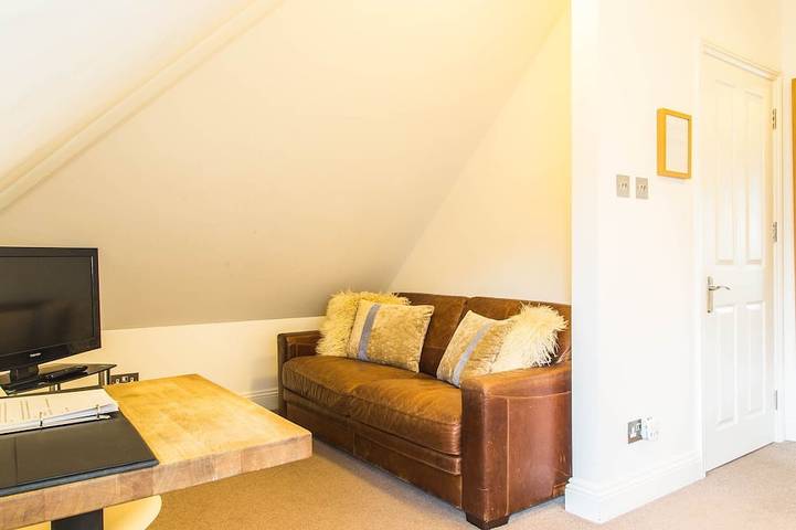 Holiday apartment for 2 people, with pets in Bournemouth