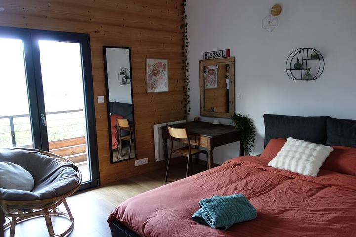 Location de vacances pour 8 personnes, avec jardin ainsi que balcon et jacuzzi à Dingy-Saint-Clair - 4
