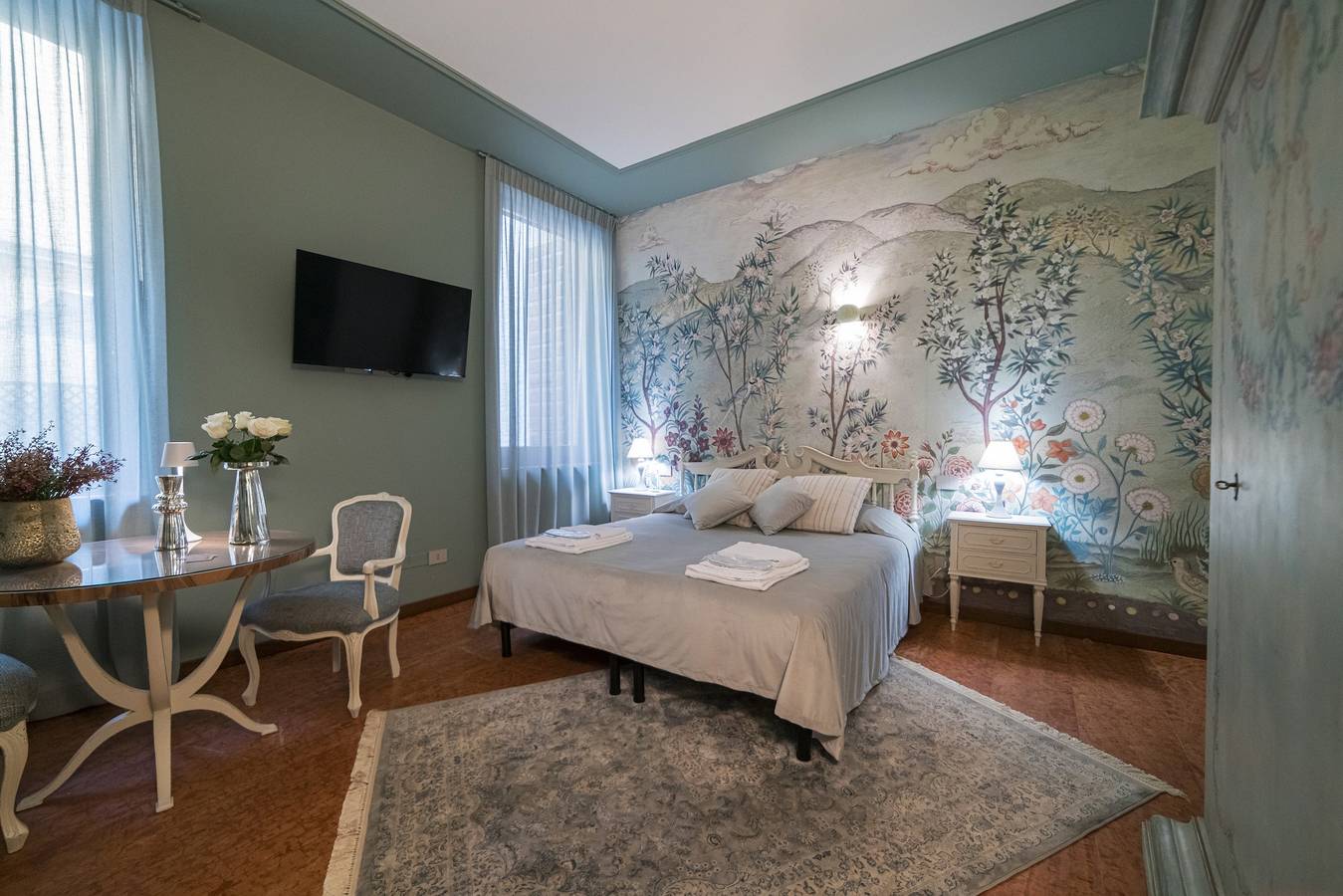 Ganze Wohnung, Apartment 'Mood' mit privater Terrasse, Wlan und Klimaanlage in Centro Storico di Verona, Verona