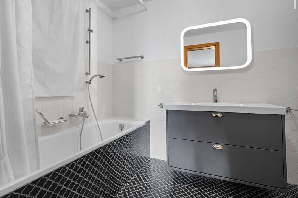 Sunny chalet, great for skiing in Anzère or Crans-Montana in Anzère, Ayent