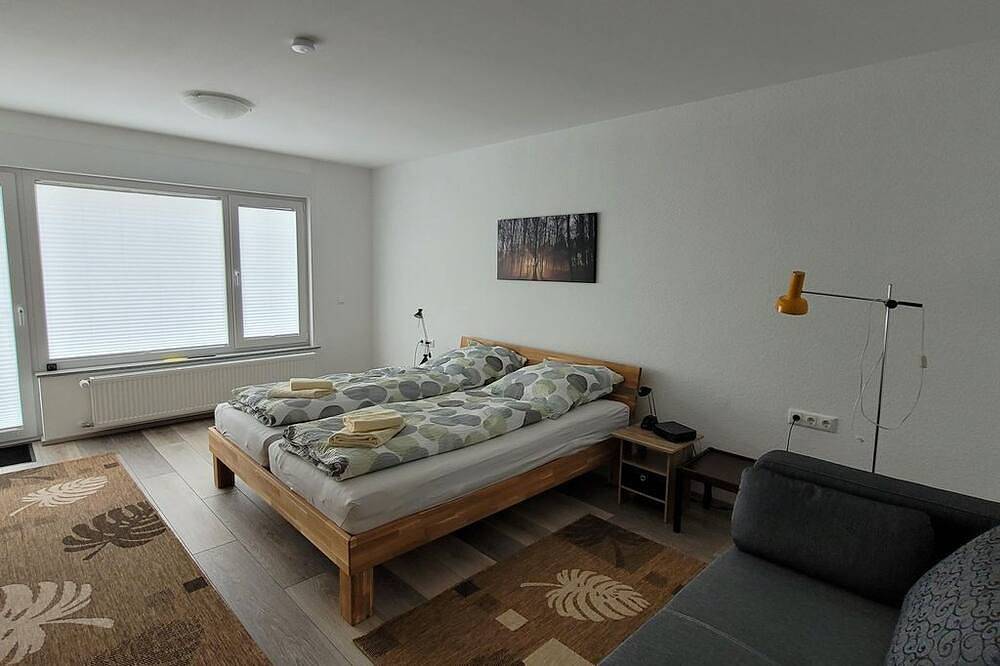 Ganze Wohnung, Wochenpreis 5-Bett-Ferienwohnung, 2 Schlafräume - Ferienwohnung Eule in Mechernich, Naturpark Hohes Venn-Eifel