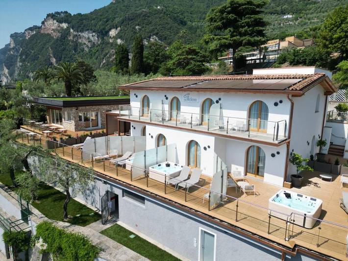 Chambre d’hôte pour 2 personnes, avec piscine et terrasse ainsi que vue sur le lac et vue à Limone sul Garda - 2